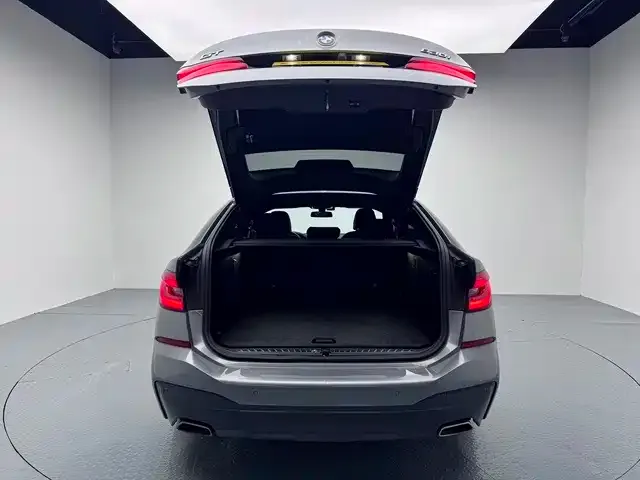 BMW 6 Series Gran Turismo — Фото автомобиля 10