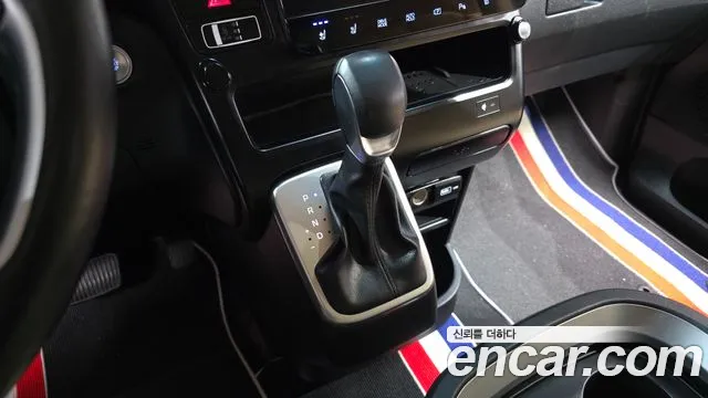 Hyundai Staria — Фото автомобиля 9