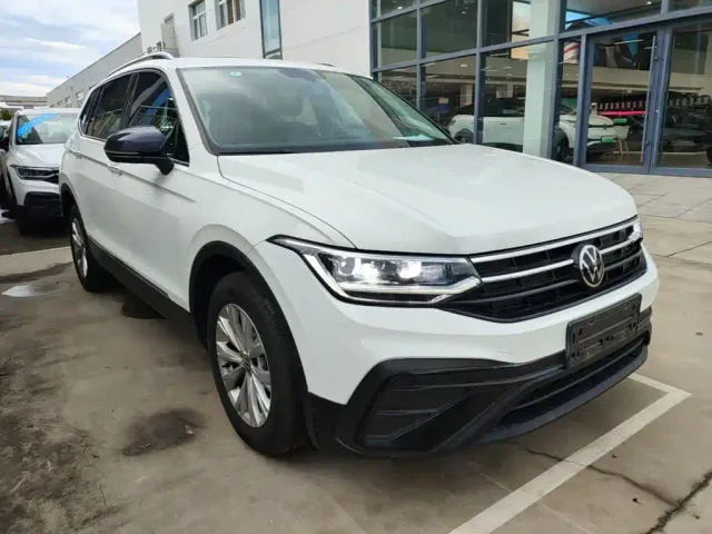 Volkswagen Tiguan L — Фото автомобиля 3