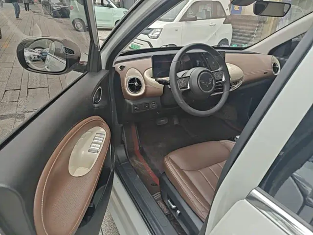 Wuling Bingo — Фото автомобиля 15