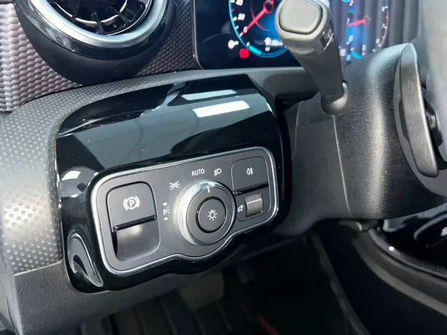 Mercedes-Benz A-Class — Фото автомобиля 15