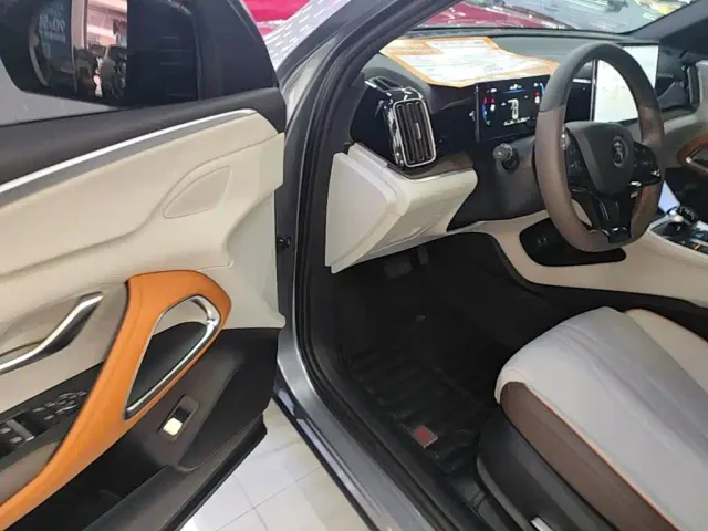 BYD Song Pro — Фото автомобиля 15