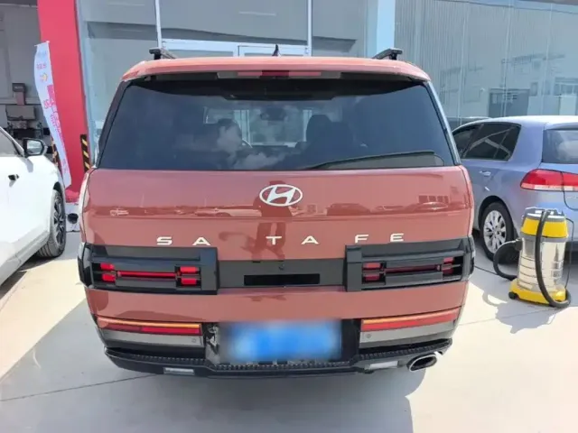 Hyundai Santa Fe — Фото автомобиля 3