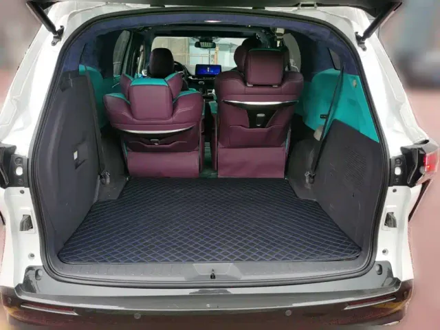 Toyota Sienna — Фото автомобиля 15
