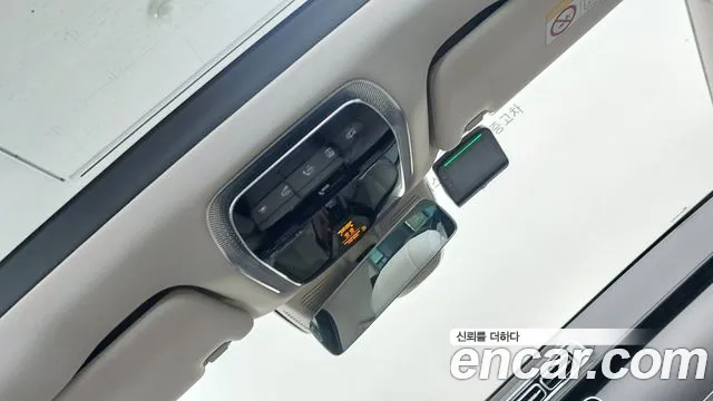 Mercedes-Benz S-Class — Фото автомобиля 17