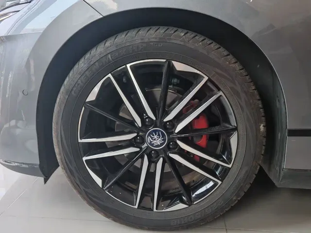 BYD Qin L — Фото автомобиля 11