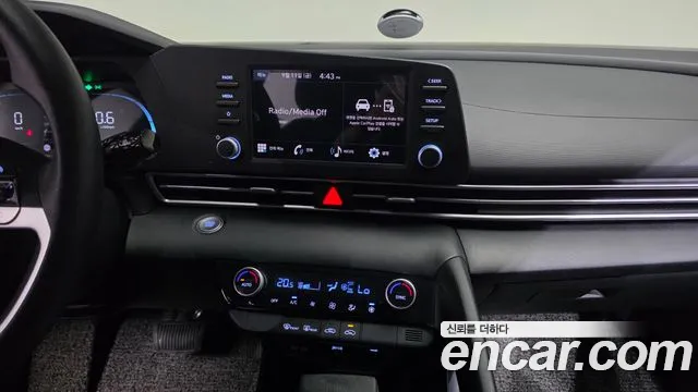 Hyundai Avante CN7 — Фото автомобиля 19