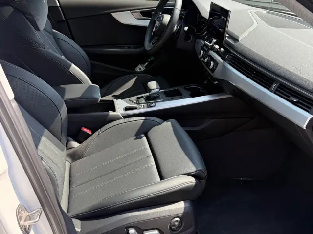 Audi A4L — Фото автомобиля 13