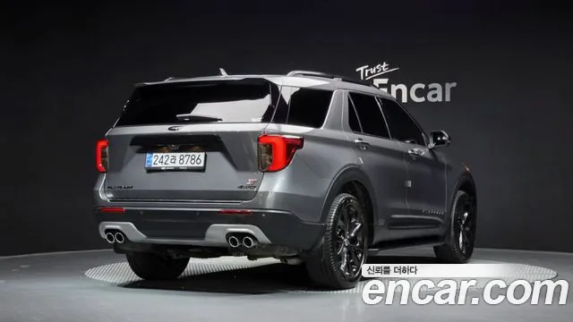 Ford Explorer Generation 6 — Фото автомобиля 2