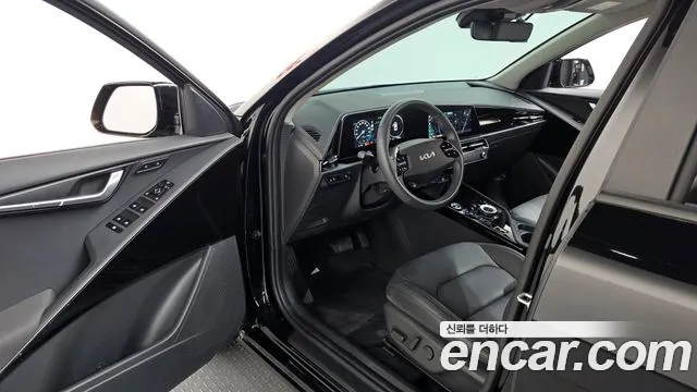 Kia Niro — Фото автомобиля 9
