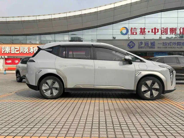 GAC Aion Y — Фото автомобиля 3