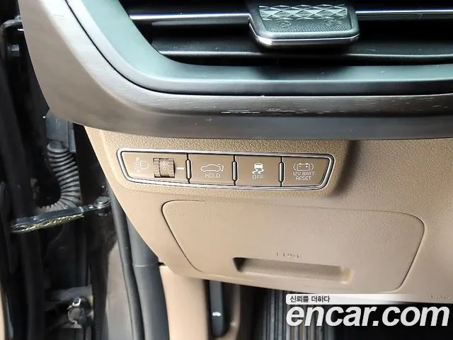 Kia K8 K8 Hybrid — Фото автомобиля 12