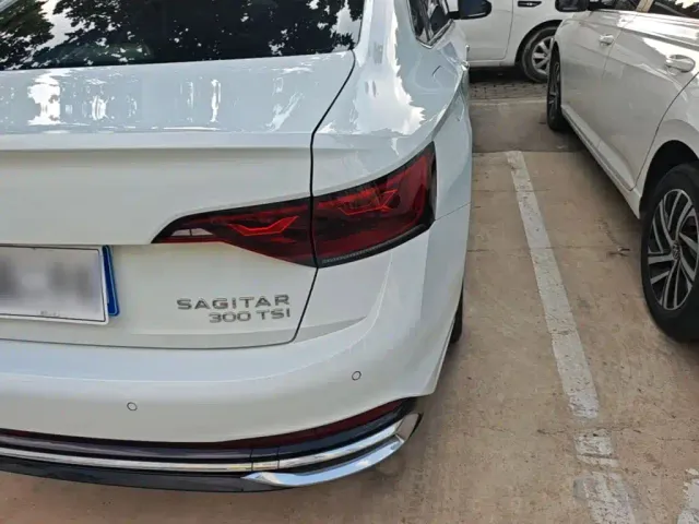 Volkswagen Sagitar — Фото автомобиля 7