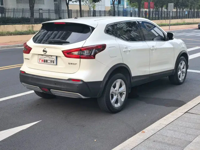 Nissan Qashqai — Фото автомобиля 2