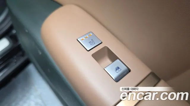 Hyundai Grandeur GN7 — Фото автомобиля 19