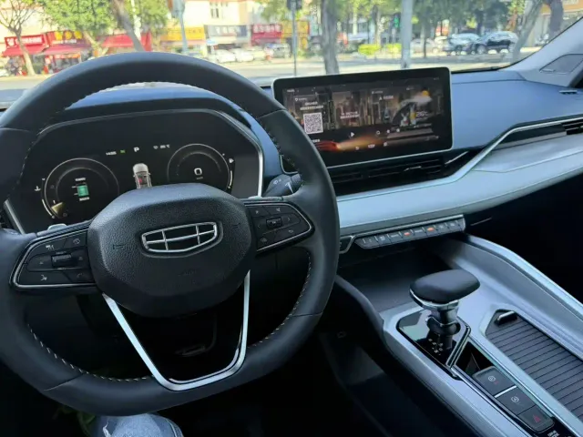 Geely Xingrui — Фото автомобиля 20