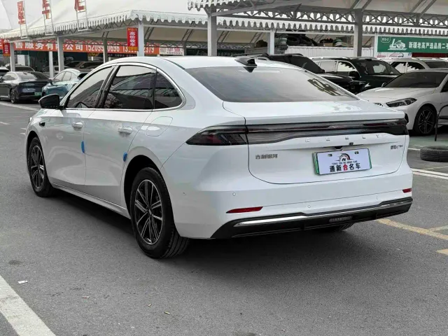 Geely Galaxy A7 — Фото автомобиля 7