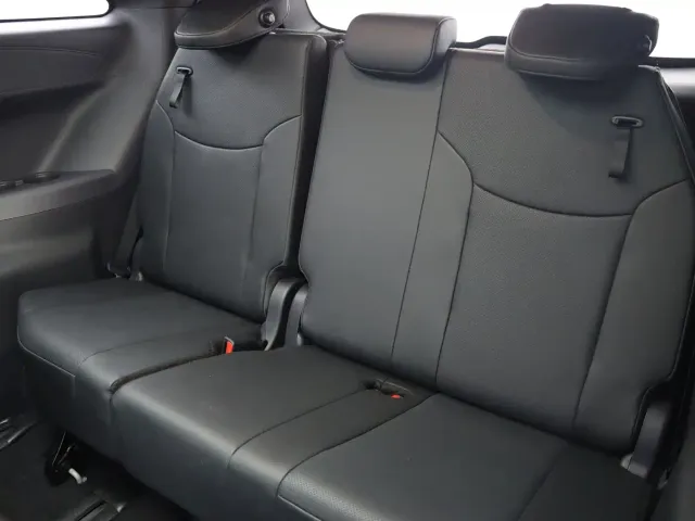 Toyota Sienna — Фото автомобиля 16