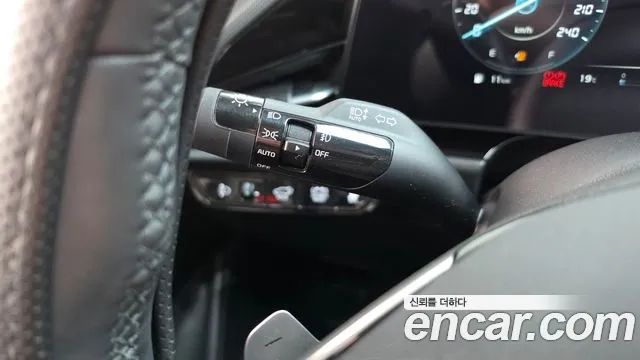 Kia Niro The All New — Фото автомобиля 29
