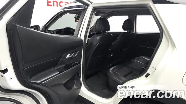 KGM Korando Beautiful — Фото автомобиля 16