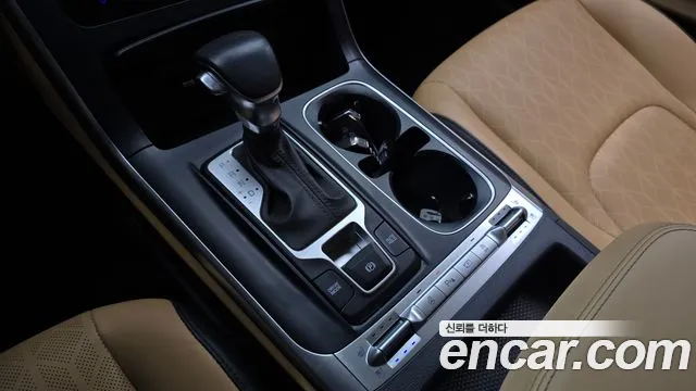 Kia Canival Carnival 4 поколение Дизель 9 мест Prestige — Фото автомобиля 9