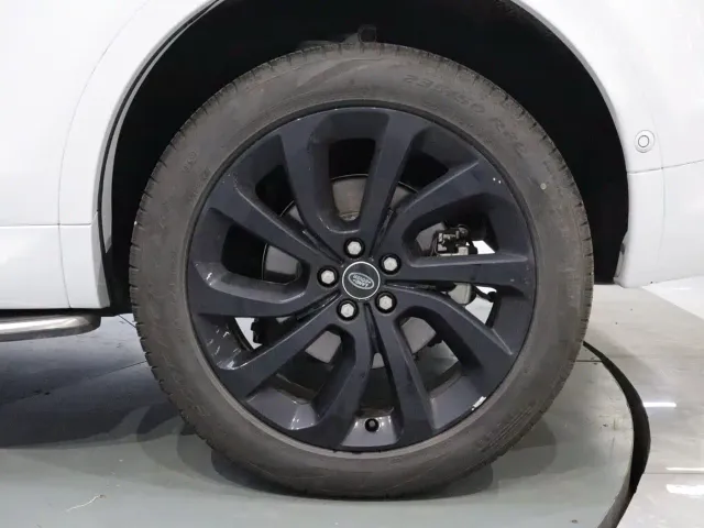 Land Rover Discovery Sport — Фото автомобиля 20