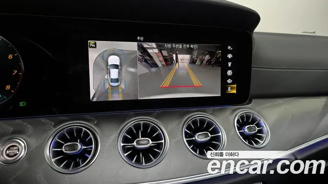 Mercedes-Benz CLS-Class — Фото автомобиля 15