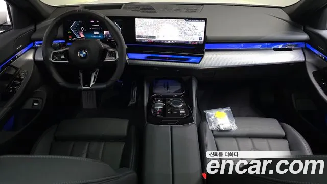 BMW 5 Series G60 — Фото автомобиля 6