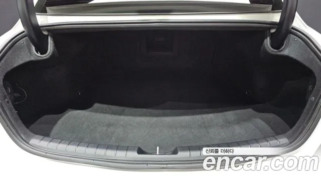 Hyundai Grandeur Новый Grandeur IG — Фото автомобиля 17