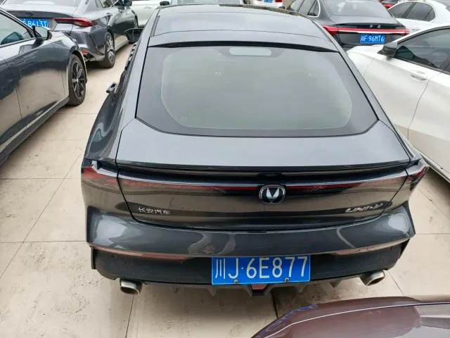 Changan UNI-V — Фото автомобиля 14