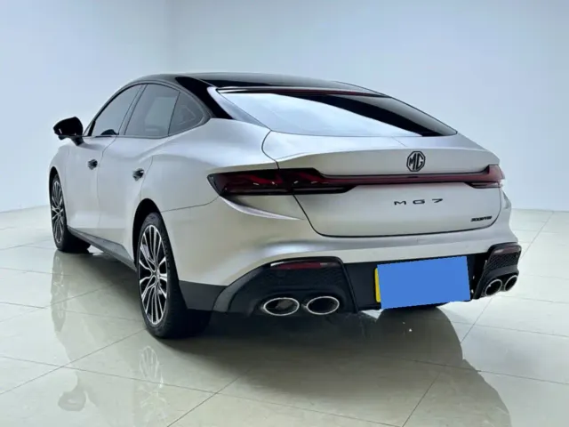 MG 7 — Фото автомобиля 5