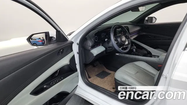 Hyundai Avante CN7 — Фото автомобиля 15
