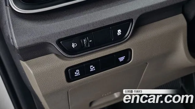 Kia Carnival 4th Gen — Фото автомобиля 19