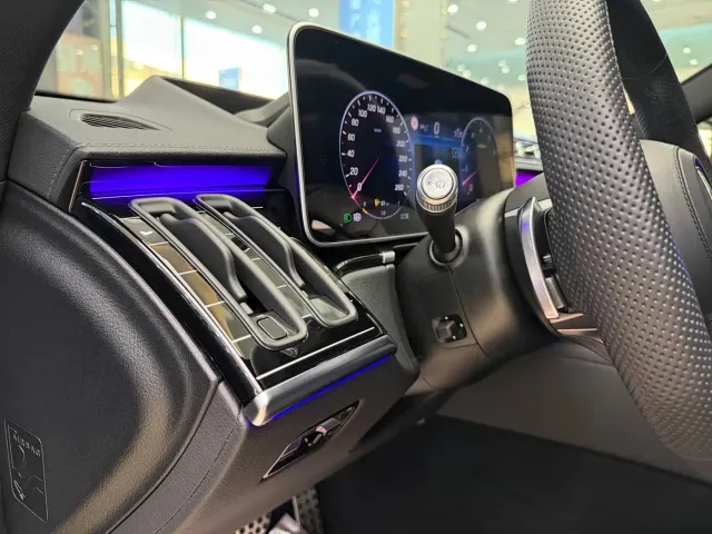 Mercedes-Benz S-Class — Фото автомобиля 15