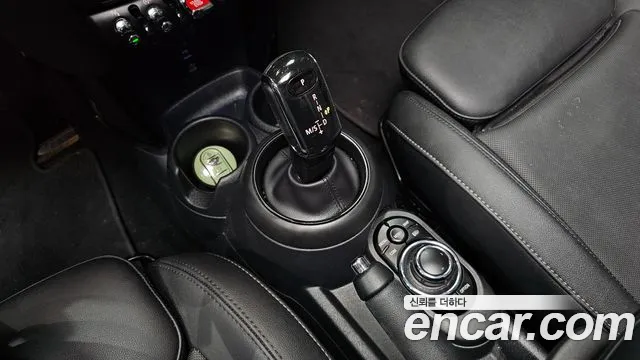 MINI Cooper — Фото автомобиля 9