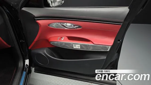 Genesis GV70 — Фото автомобиля 23