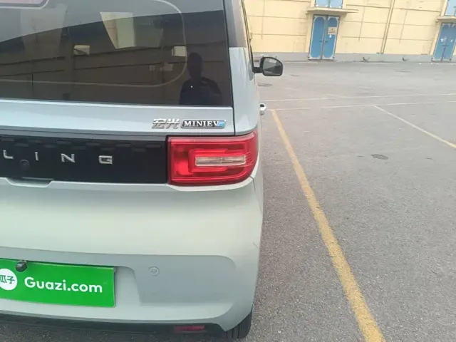 Wuling Hongguang Mini EV — Фото автомобиля 7