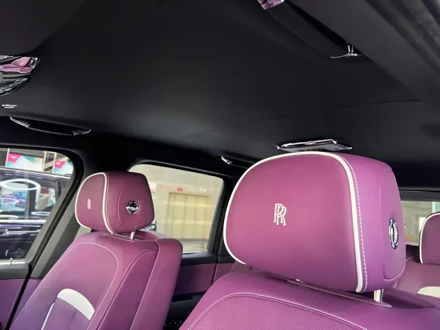 Rolls-Royce Cullinan — Фото автомобиля 13