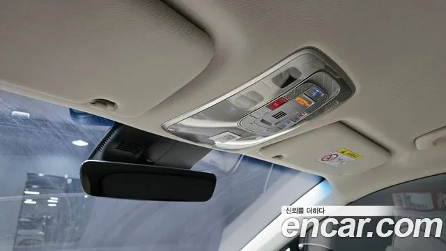 Genesis GV70 — Фото автомобиля 27