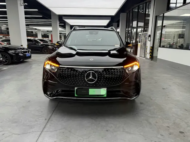 Mercedes-Benz EQB — Фото автомобиля 2