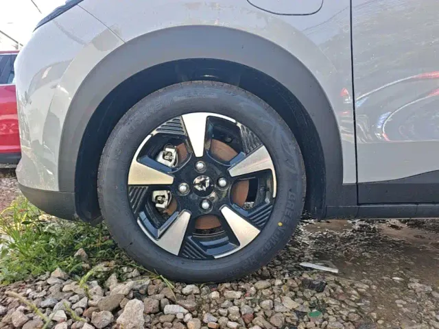 Wuling Binguo PLUS — Фото автомобиля 22