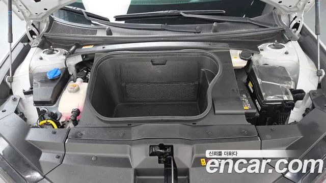 Hyundai Ioniq 6 — Фото автомобиля 9