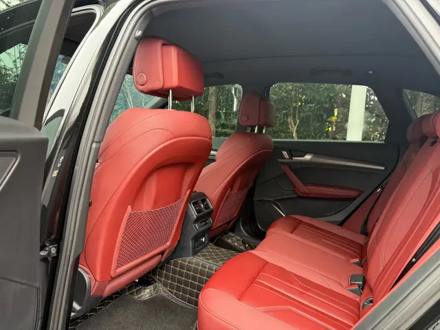 Audi Q5L — Фото автомобиля 5