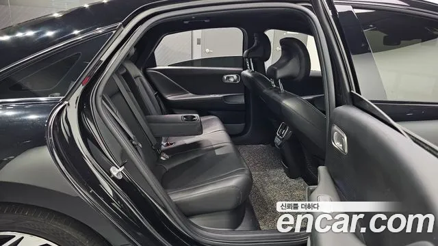 Hyundai Ioniq 6 — Фото автомобиля 17