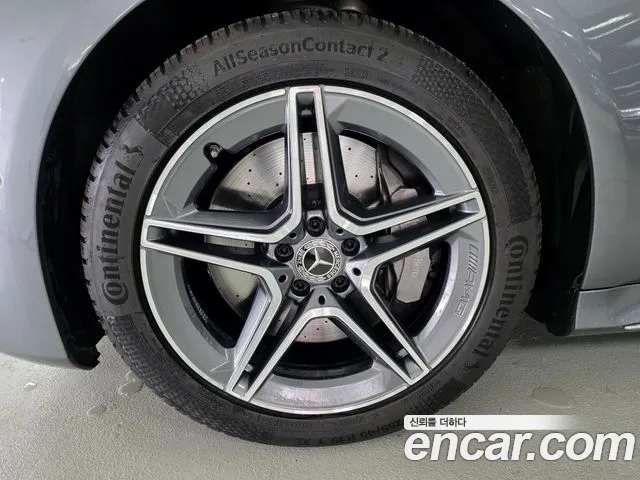 Mercedes-Benz S-Class — Фото автомобиля 5