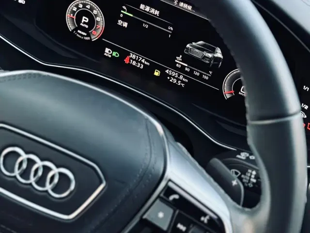 Audi A6L — Фото автомобиля 11