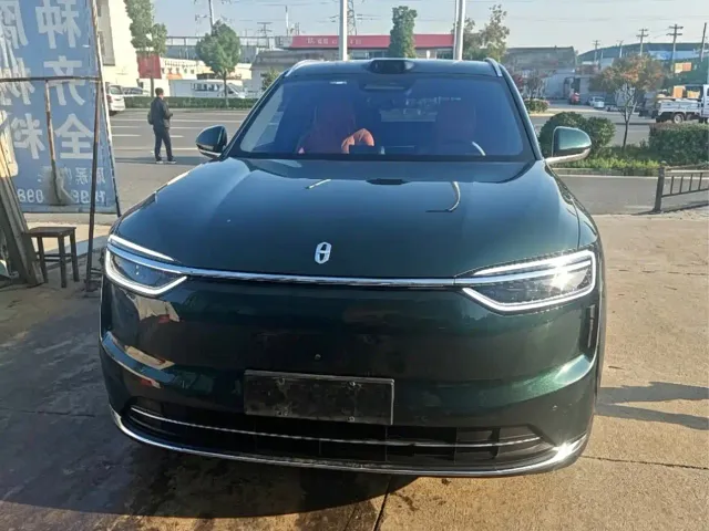 Aito M7 — Фото автомобиля 8