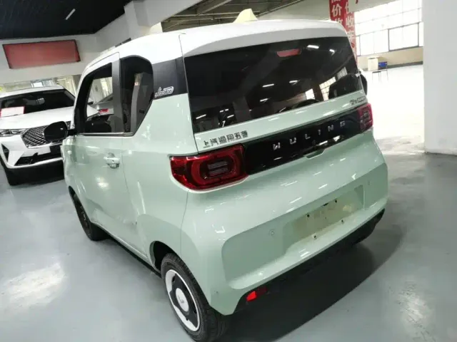 Wuling Hongguang Mini EV — Фото автомобиля 4