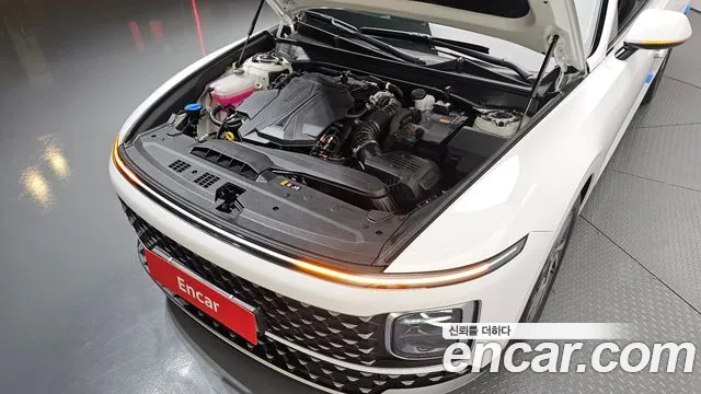 Hyundai Grandeur GN7 — Фото автомобиля 6