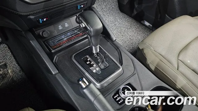 KG_Mobility_Ssangyong Rexton Новый Rexton Sport Khan Дизель 2.2 4WD — Фото автомобиля 4